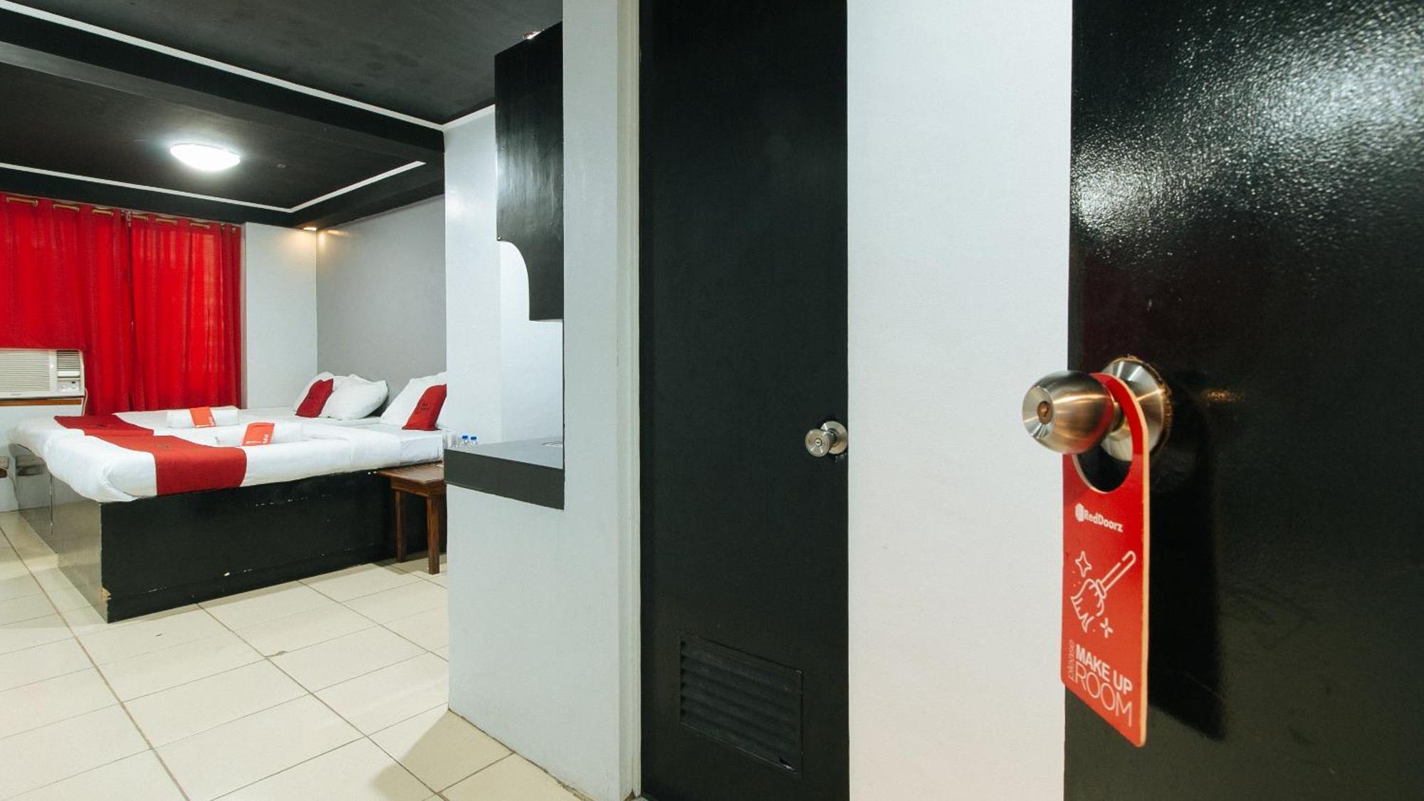 Reddoorz At Good 101 Paranaque Paranaque City Exteriör bild